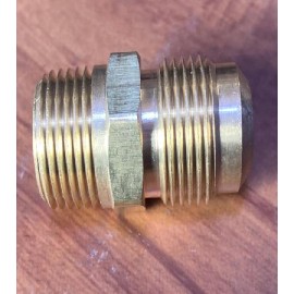 CONECTOR MACHO NPT NPT 5 8 A 1 2

										-Nuevo