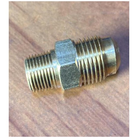 CONECTOR MACHO NPT NPT 5 16 A 1 8

										-Nuevo